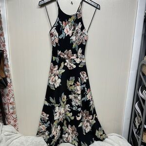 Soprano Pink and White Halter Midi Dress